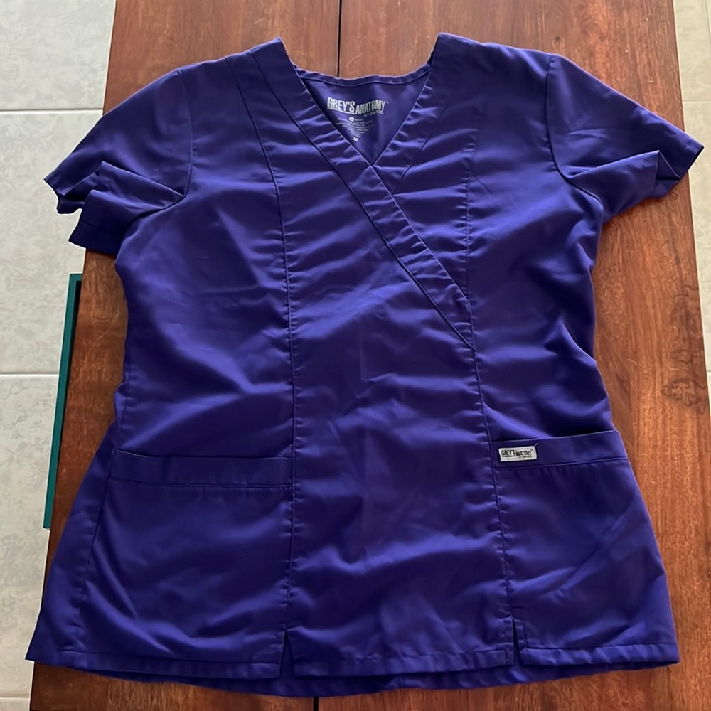 Greys Anatomy by Barco scrub top